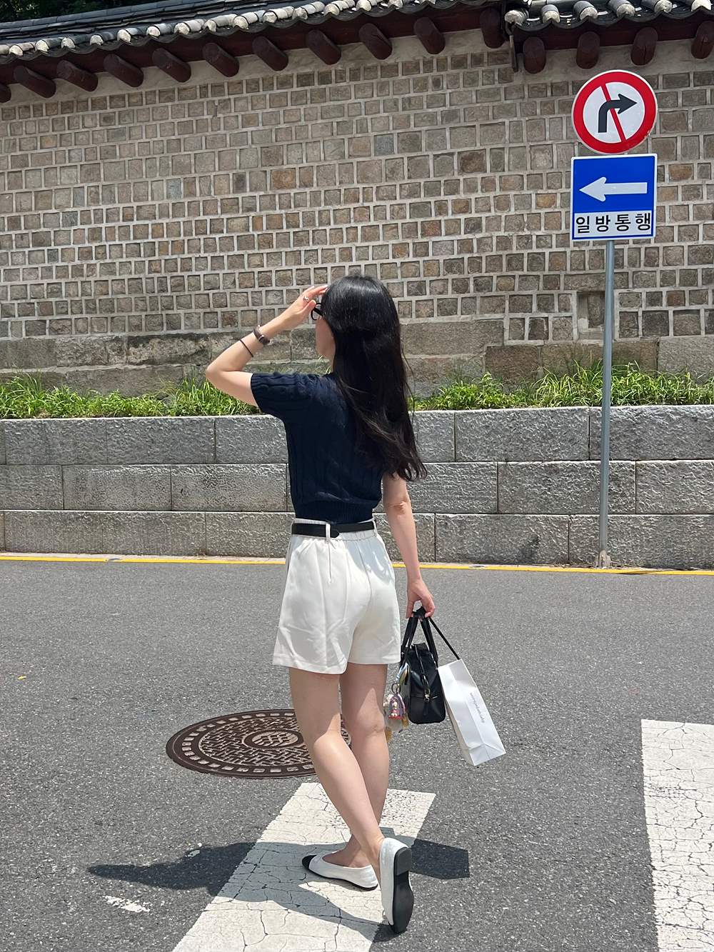 メタリックモチーフ半袖ニット | 詳細画像10