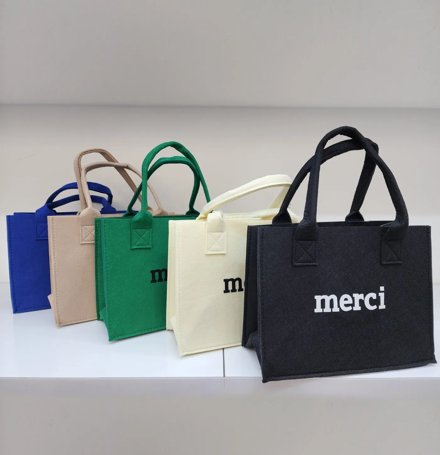 merciロゴスクエアトートバッグ(小) | 詳細画像1