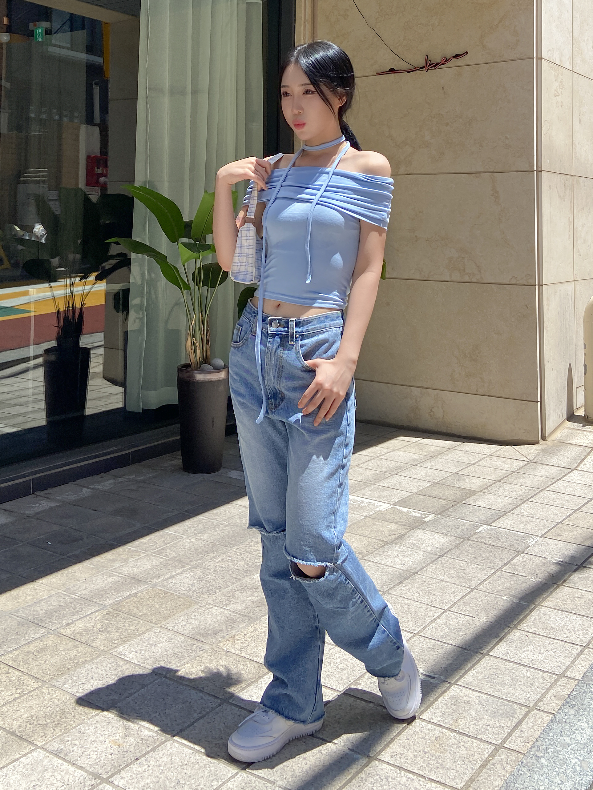 ストラップ付ロールオフショルダー半袖Tシャツ | 詳細画像6