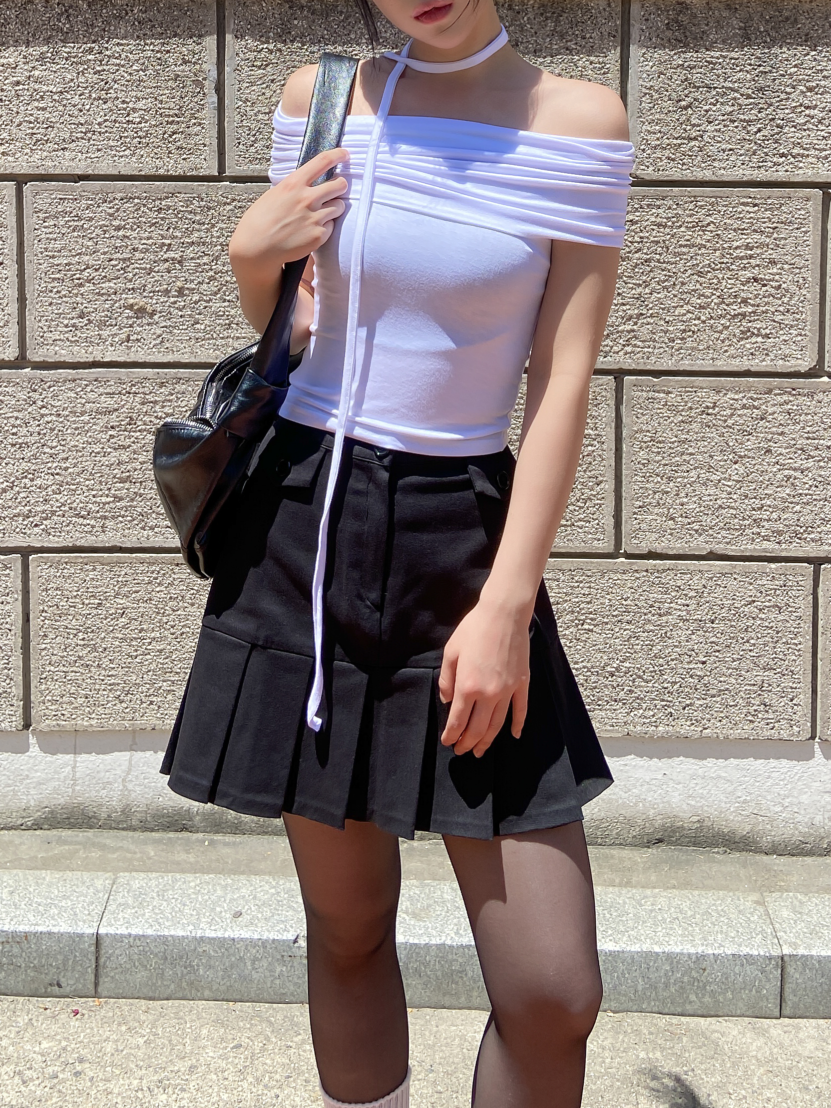 ストラップ付ロールオフショルダー半袖Tシャツ | 詳細画像14