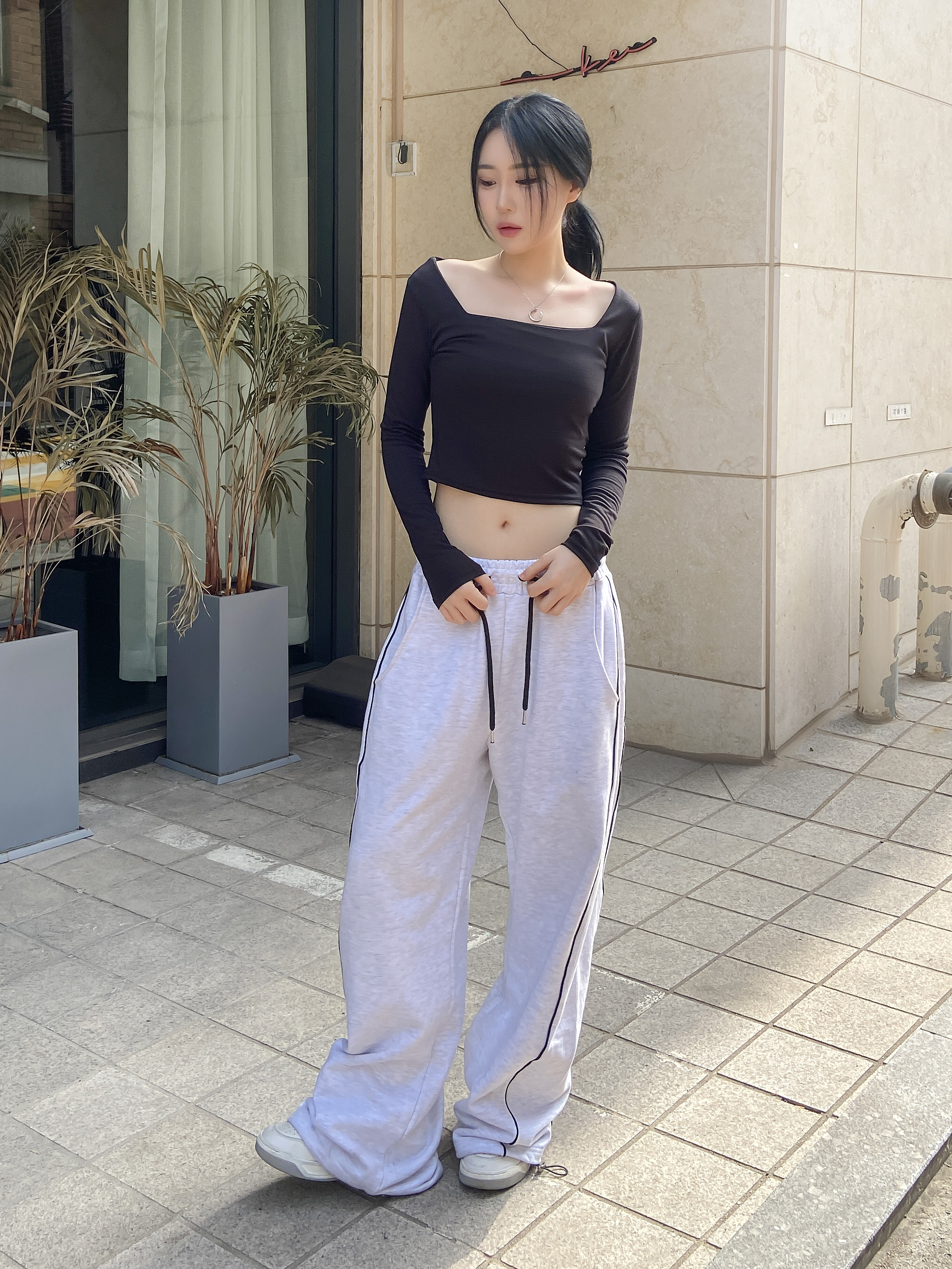 クロップドスクエアネック長袖Tシャツ | 詳細画像11