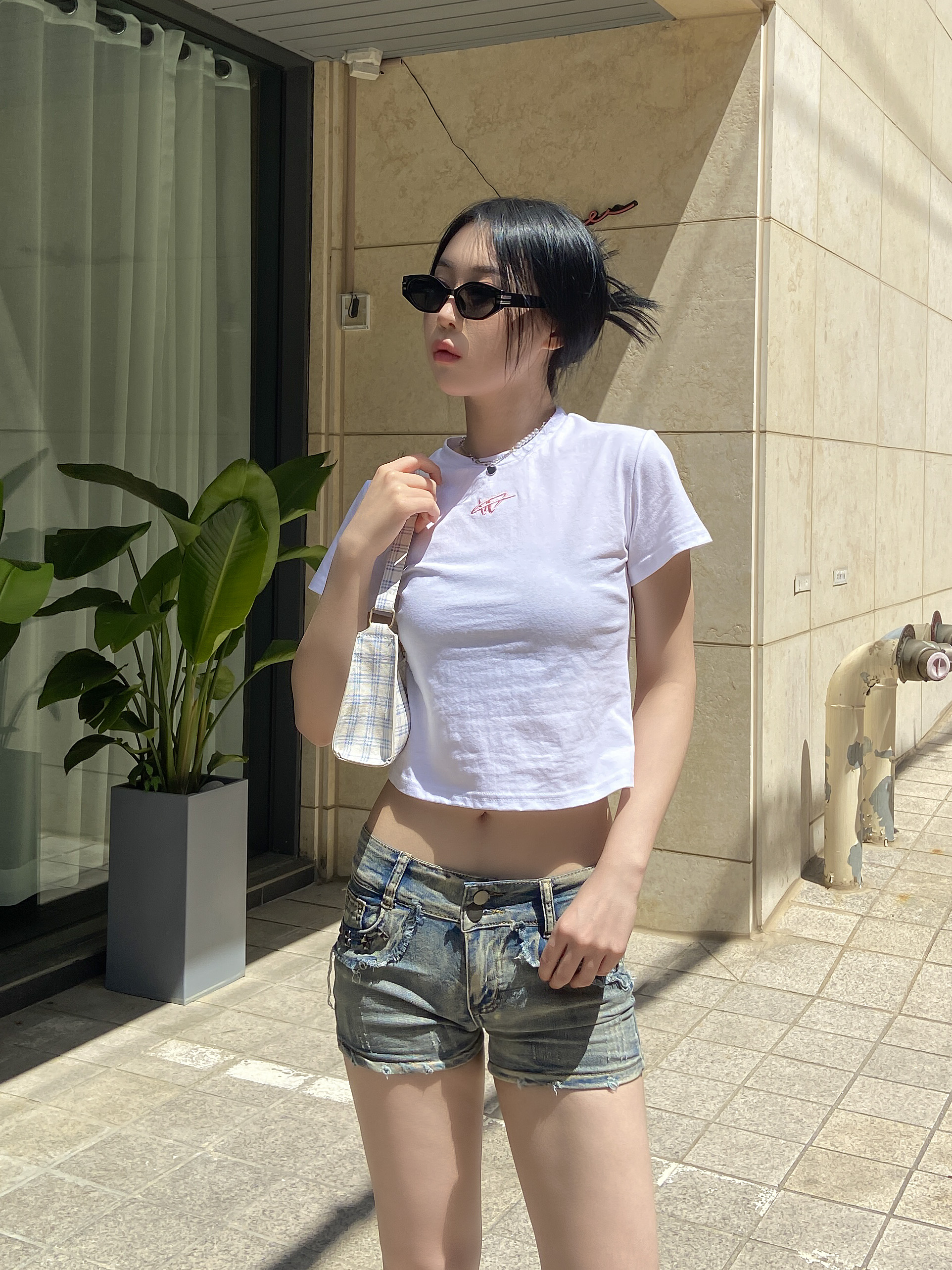 刺繍ロゴ半袖クロップドTシャツ | 詳細画像6