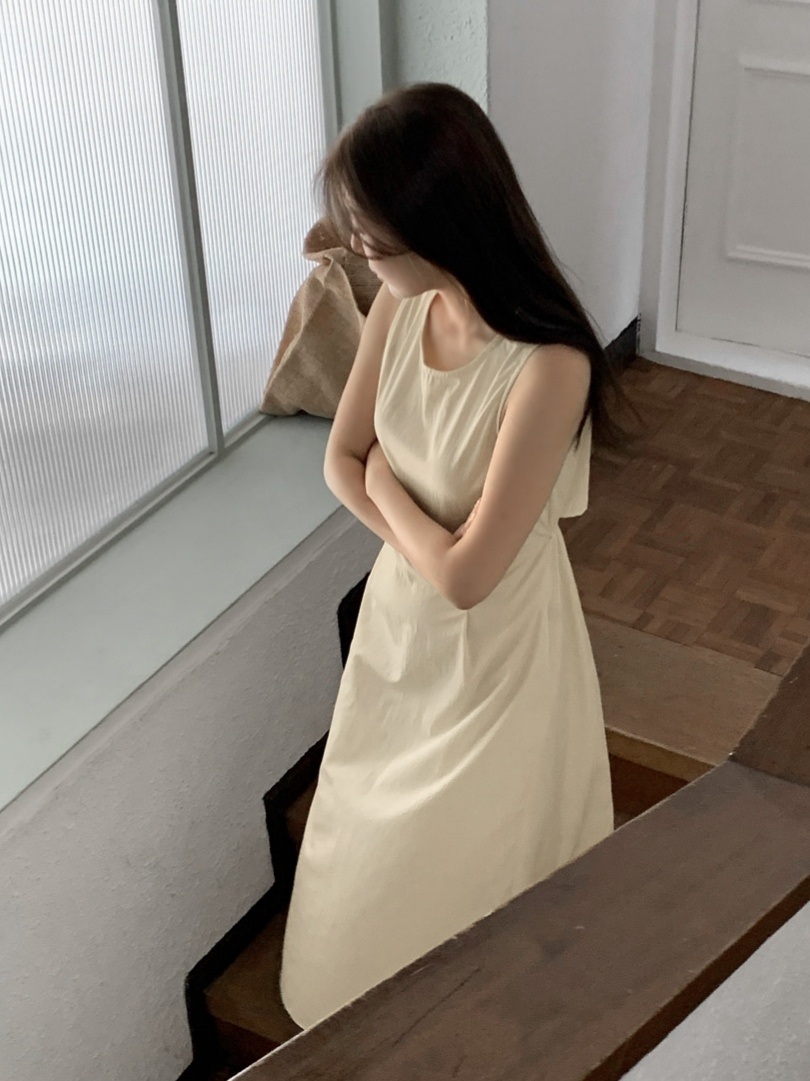 バックボタンスリットダーツノースリワンピース | 詳細画像2