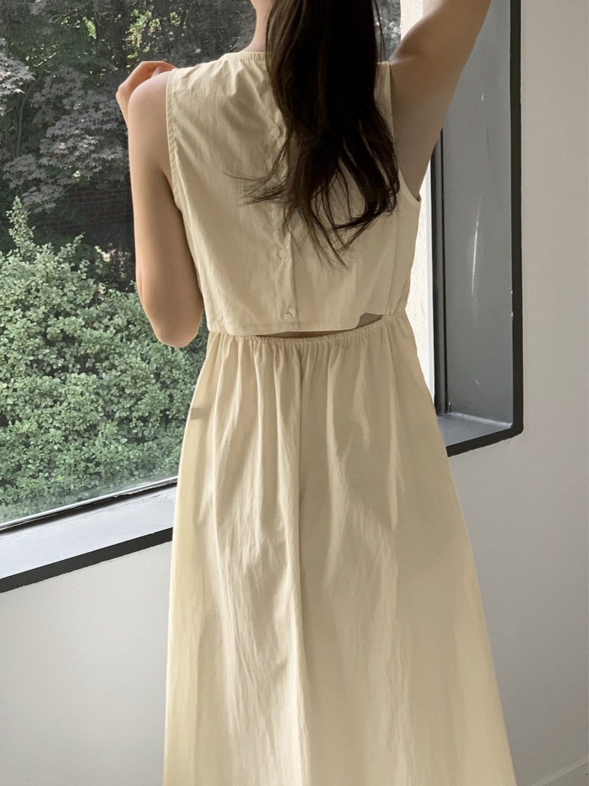 バックボタンスリットダーツノースリワンピース | 詳細画像3