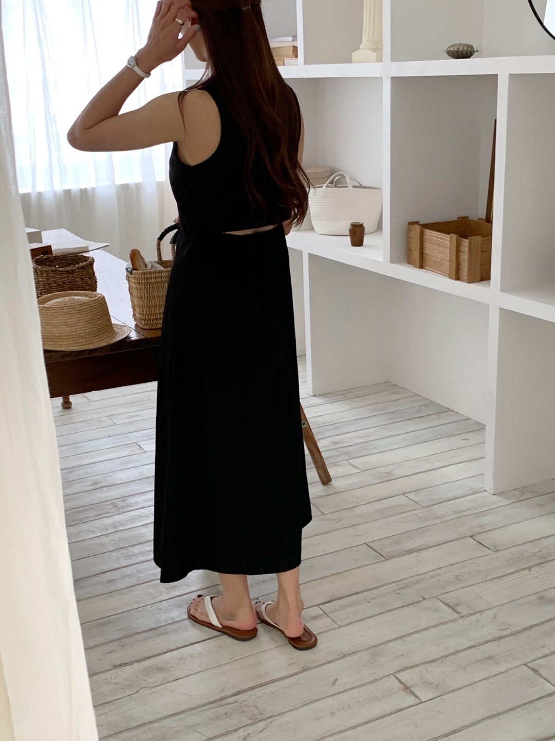 バックボタンスリットダーツノースリワンピース | 詳細画像6