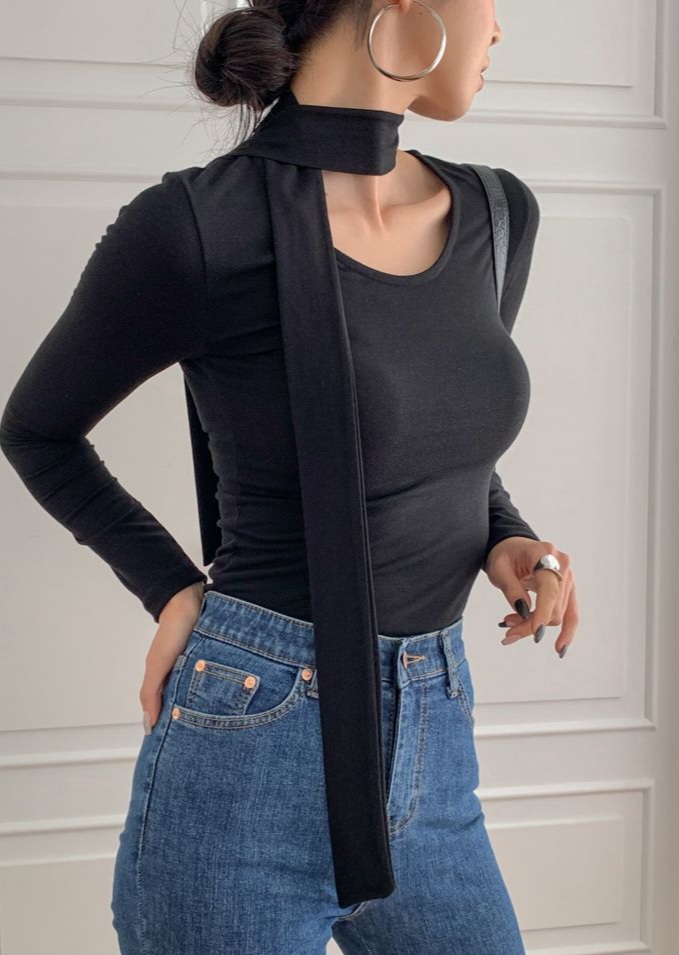 ストラップ付Uネックスリム長袖Tシャツ | 詳細画像3