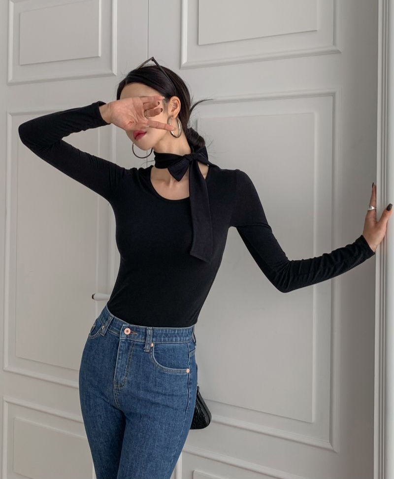 ストラップ付Uネックスリム長袖Tシャツ | 詳細画像9