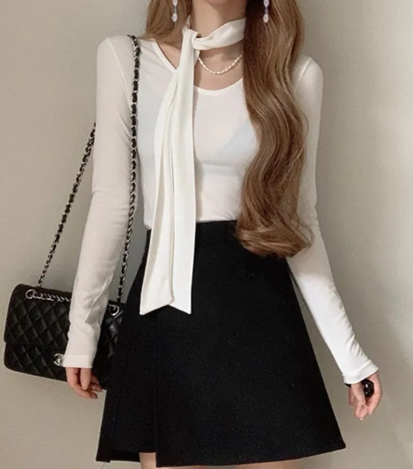 ストラップ付Uネックスリム長袖Tシャツ | 詳細画像11