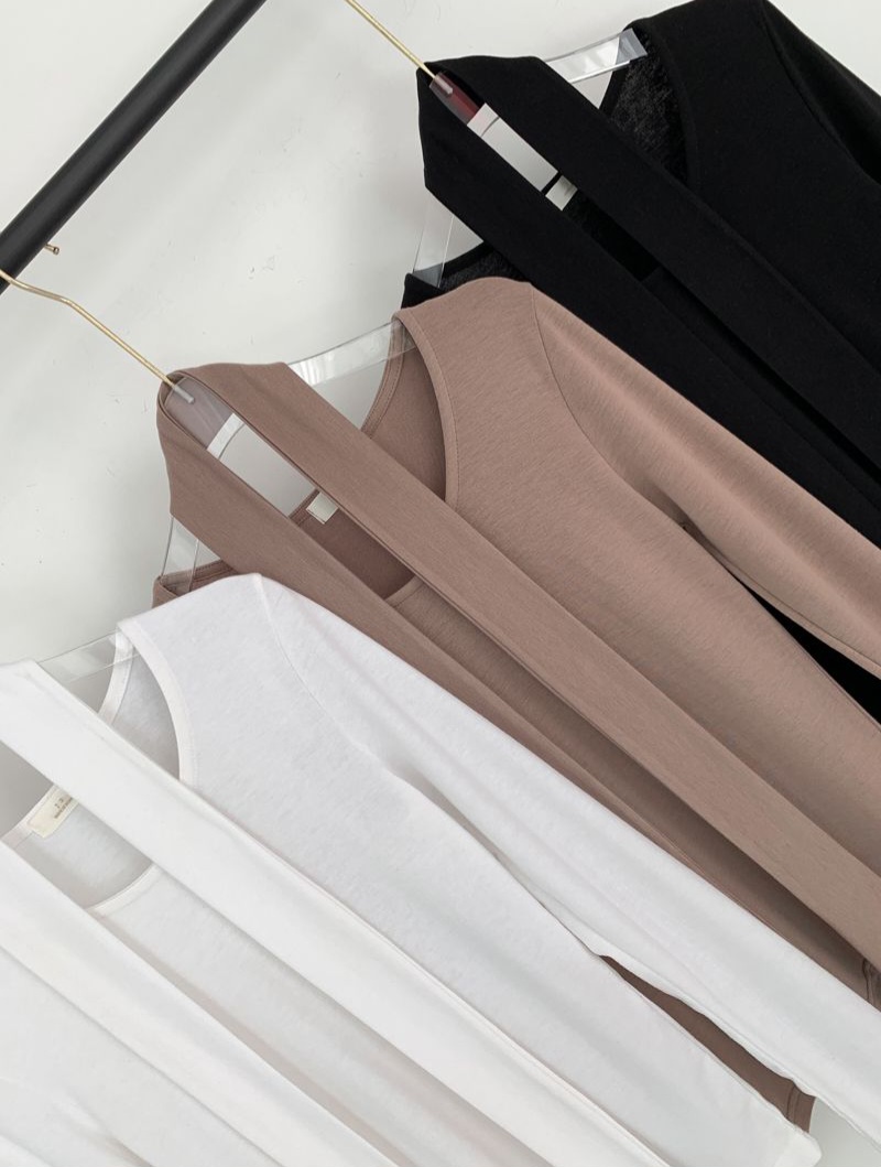 ストラップ付Uネックスリム長袖Tシャツ | 詳細画像15