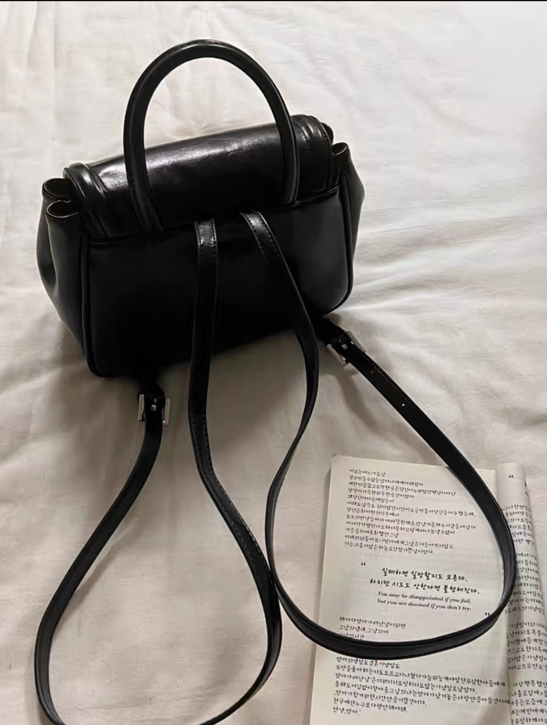 レザー調ポケットフラップミニバックパック | 詳細画像3