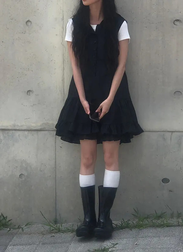 ドロストフードハーフボタンティアードヘムノースリワンピース | anyonemore | 詳細画像1