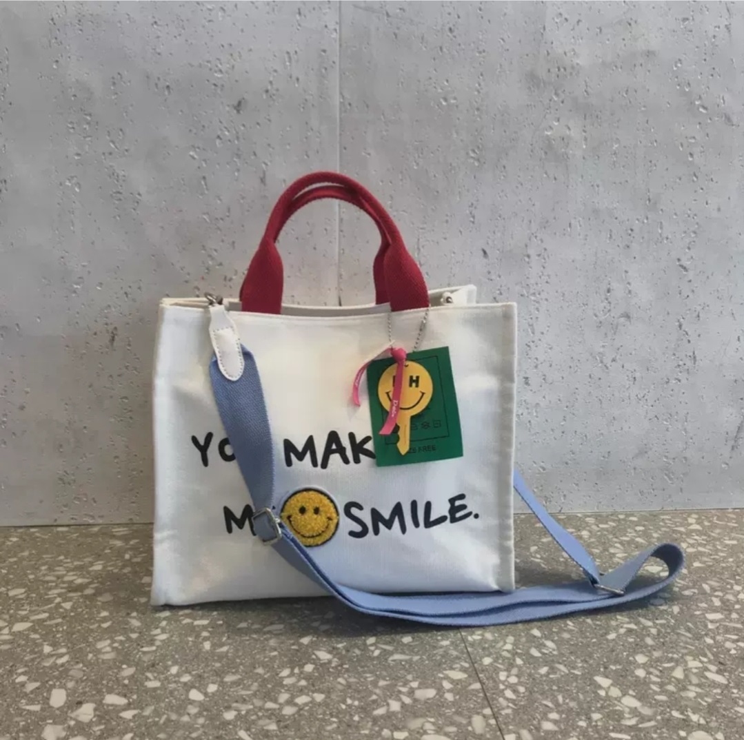 チャーム付2WAYスマイルレタリングバッグ | 詳細画像10