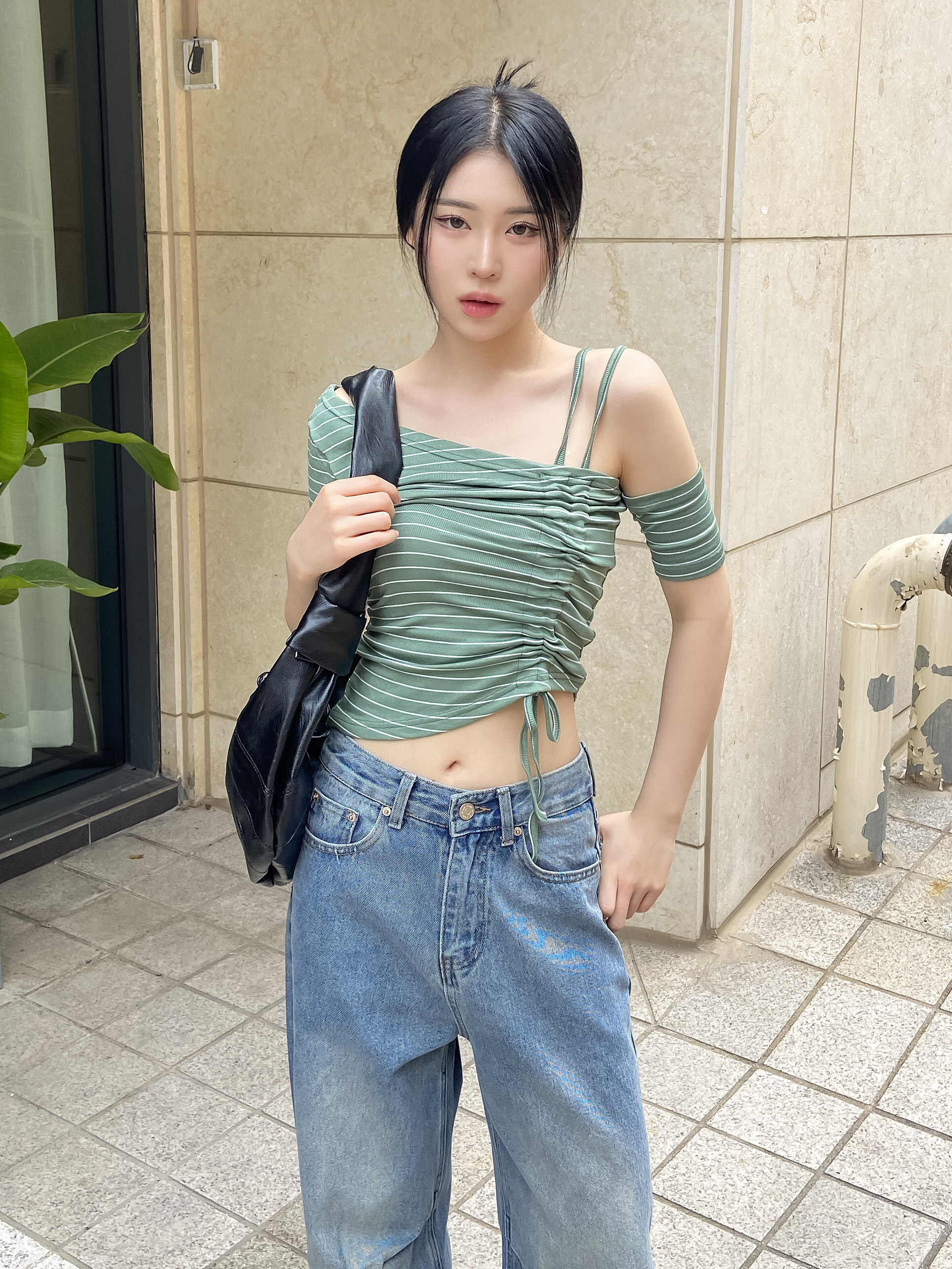 シャーリングワンショルダークロップド半袖Tシャツ | 詳細画像6