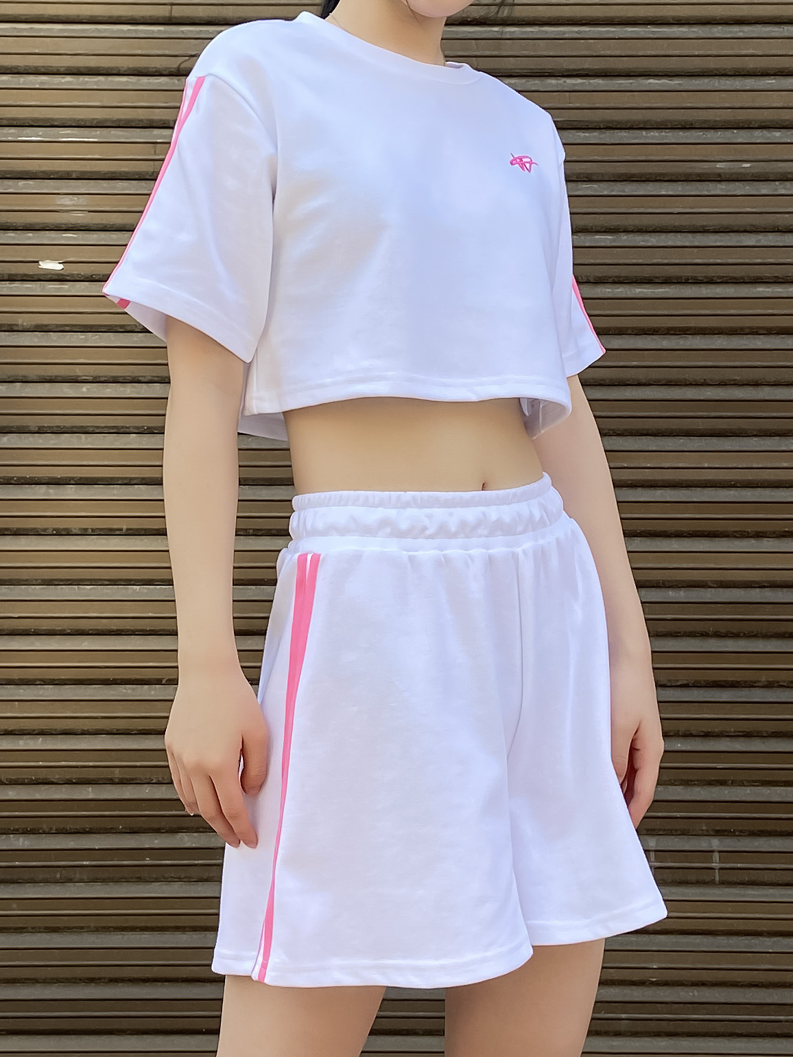 ダブルライン刺繍クロップド半袖Tシャツ | 詳細画像8