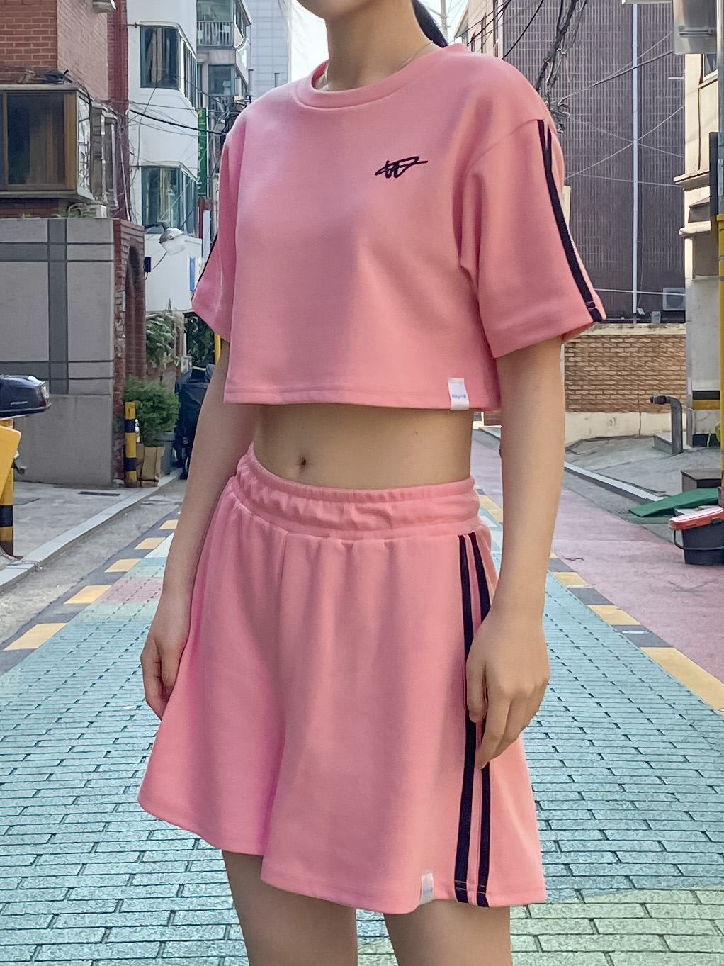 ダブルライン刺繍クロップド半袖Tシャツ | 詳細画像5