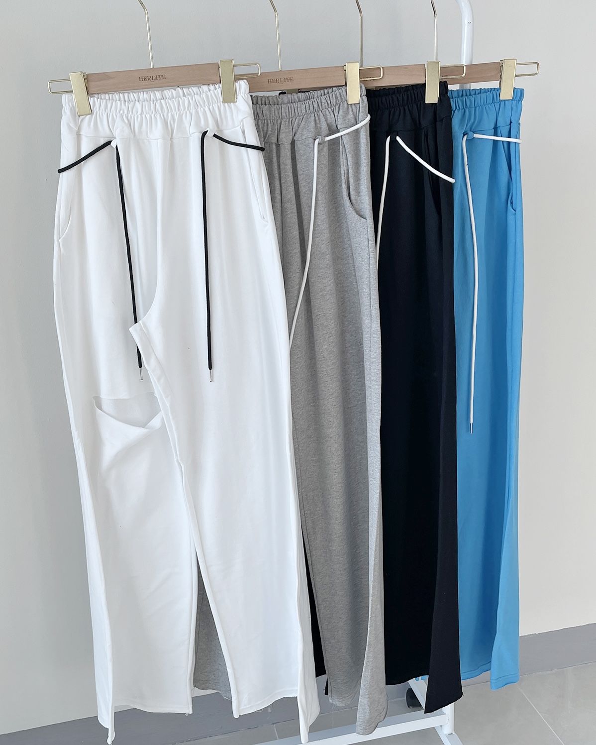 配色ストラップ付カットワイドスウェットパンツ | 詳細画像3