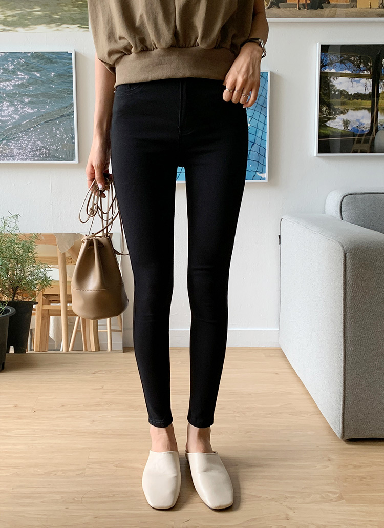 DANKE SCHON ブラック スキニーパンツ S Danke Schön ブラック レザースキニーパンツカーゴダンケシェーン