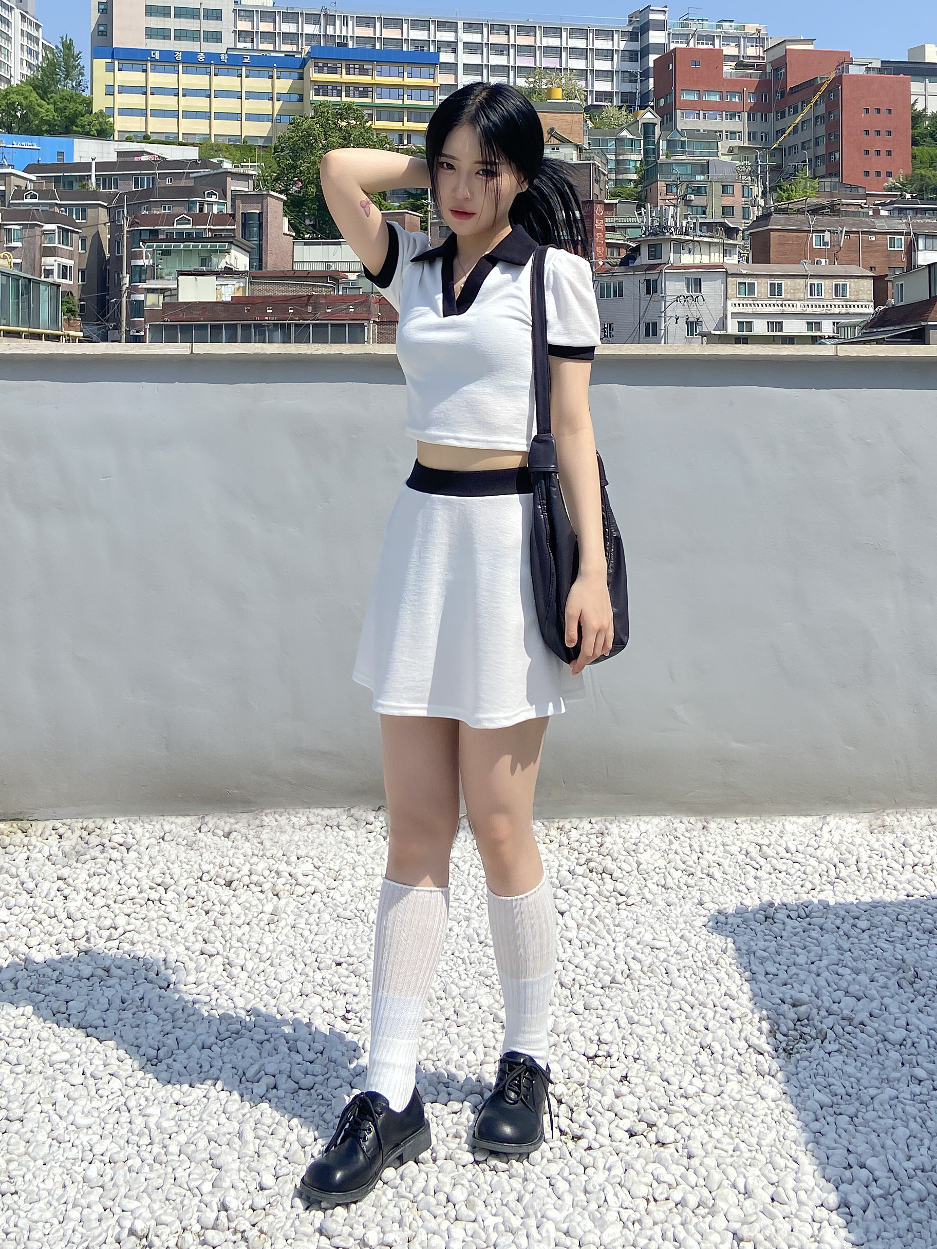 配色スキッパークロップド半袖Tシャツ&ウエストゴムフレアミニスカートSET | 詳細画像6