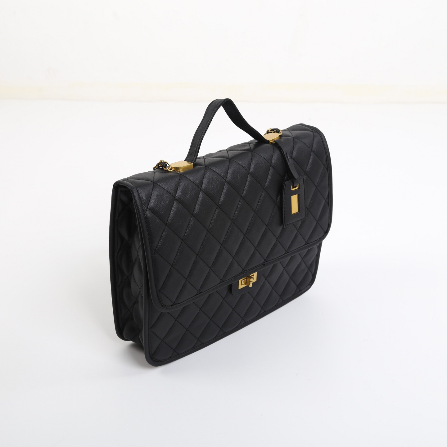 キルティングスクエアチェーンバックパック | 詳細画像10