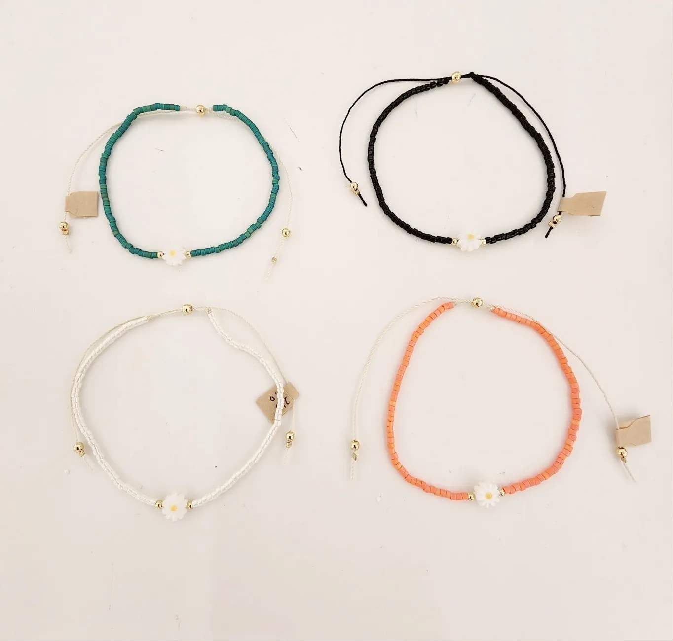 フラワービーズブレスレット | 詳細画像1