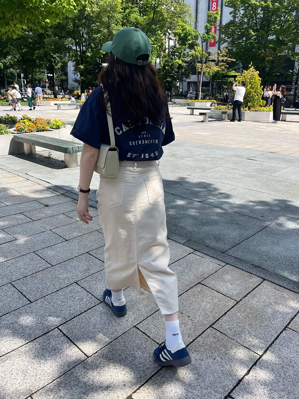 CALIFORNIAバッグロゴTシャツ | 詳細画像10