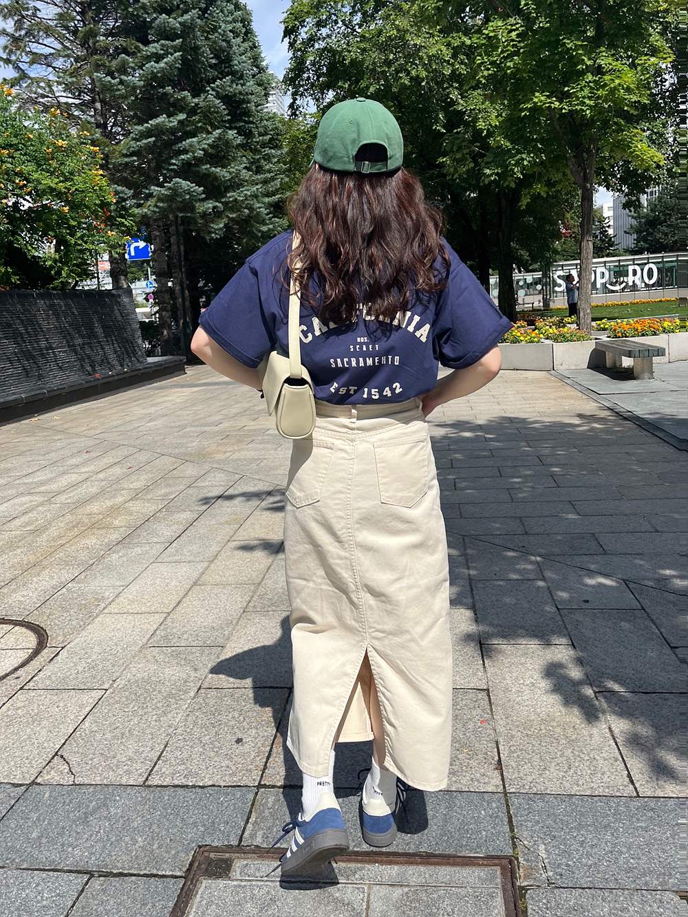 CALIFORNIAバッグロゴTシャツ | 詳細画像11