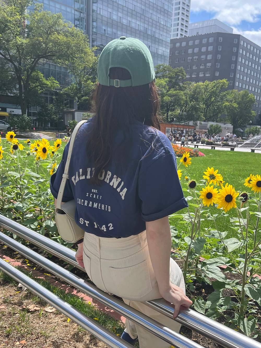 CALIFORNIAバッグロゴTシャツ | 詳細画像14