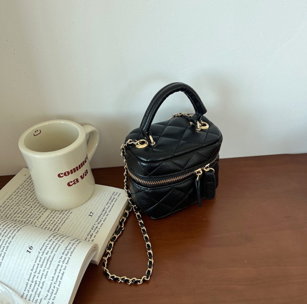 2WAYキルティングバニティバッグ | 詳細画像4