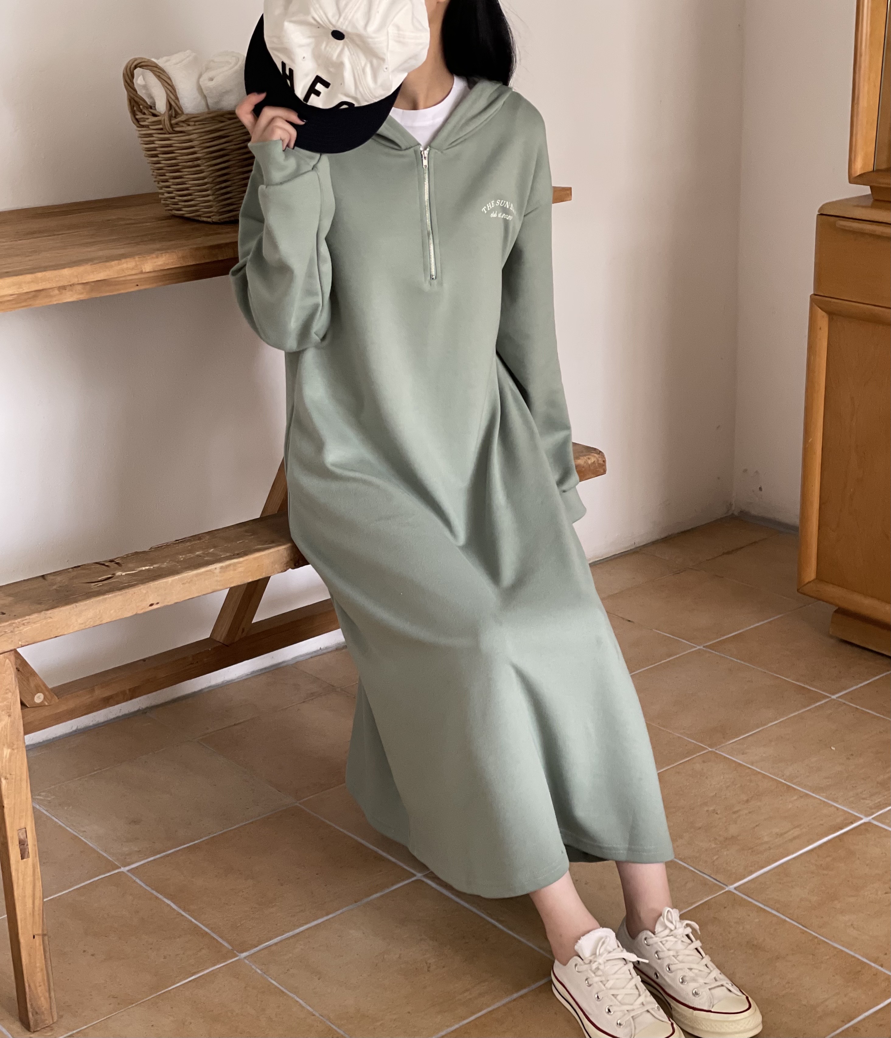 英字レタリングハーフジップパーカーワンピース | 詳細画像13