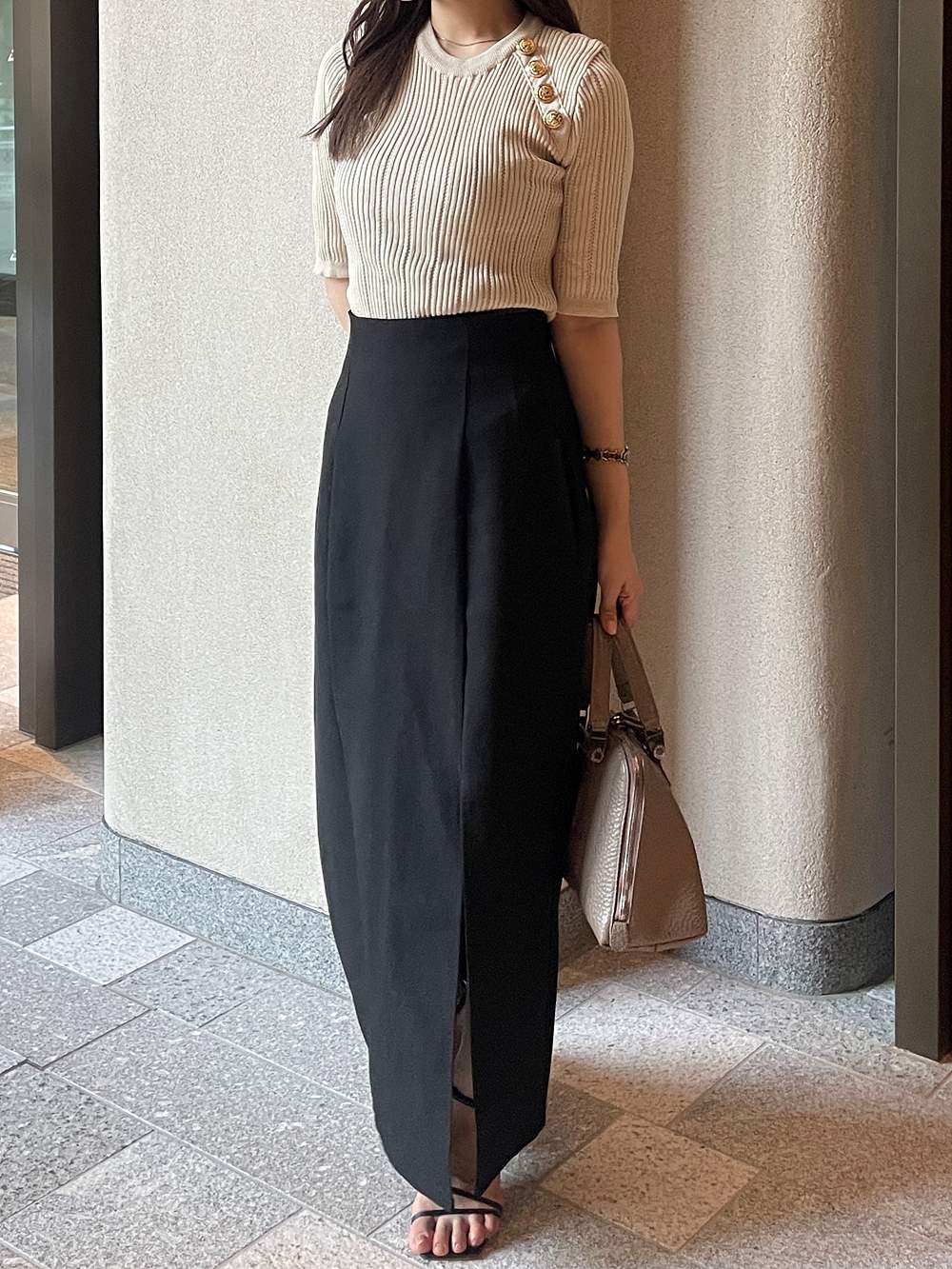 ゴールドボタン半袖ニット | レディースファッション通販 - DHOLIC