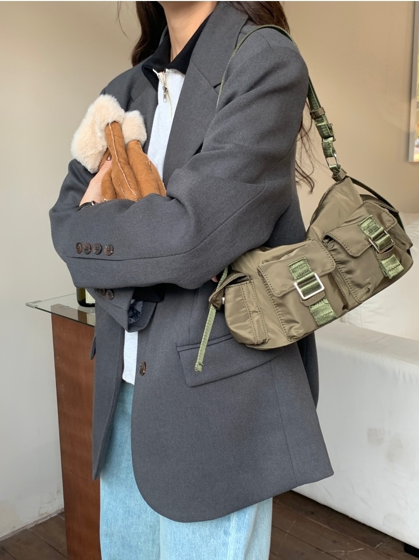 2WAYベルトマルチフラップポケットバッグ | 詳細画像17