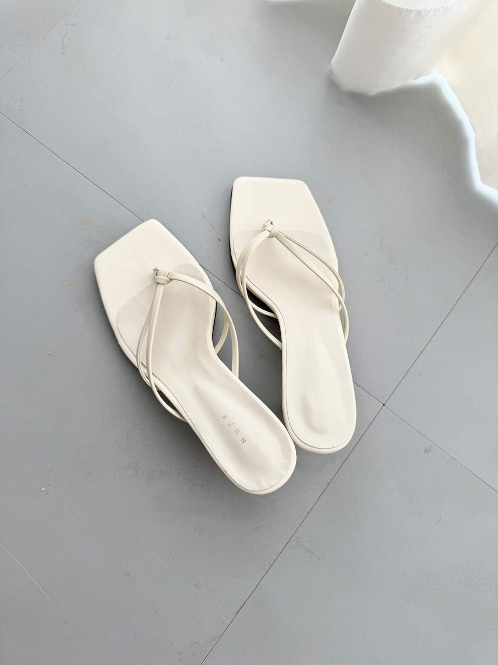 【white ant様】モヒ トング サンダル+スクエアトゥ バブーシュ 2点 サンダル スクエアトゥ トング ぺたんこ フラット レディース シューズ