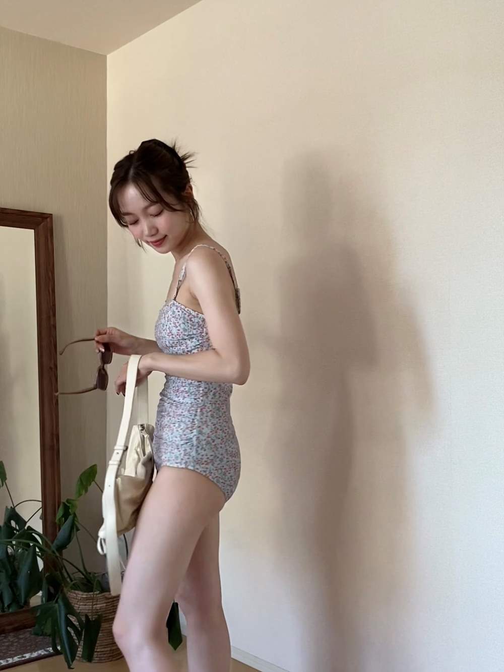 カップ付小花柄ギャザーワンピース水着 | 詳細画像15