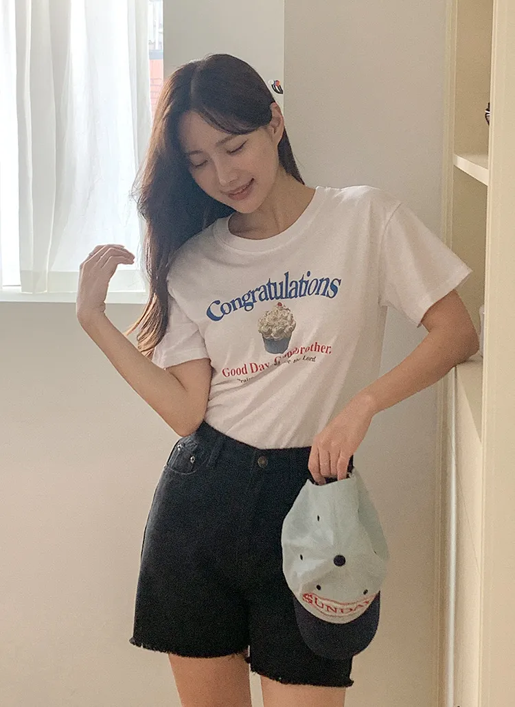ミニカップケーキ半袖Tシャツ | magle | 詳細画像1
