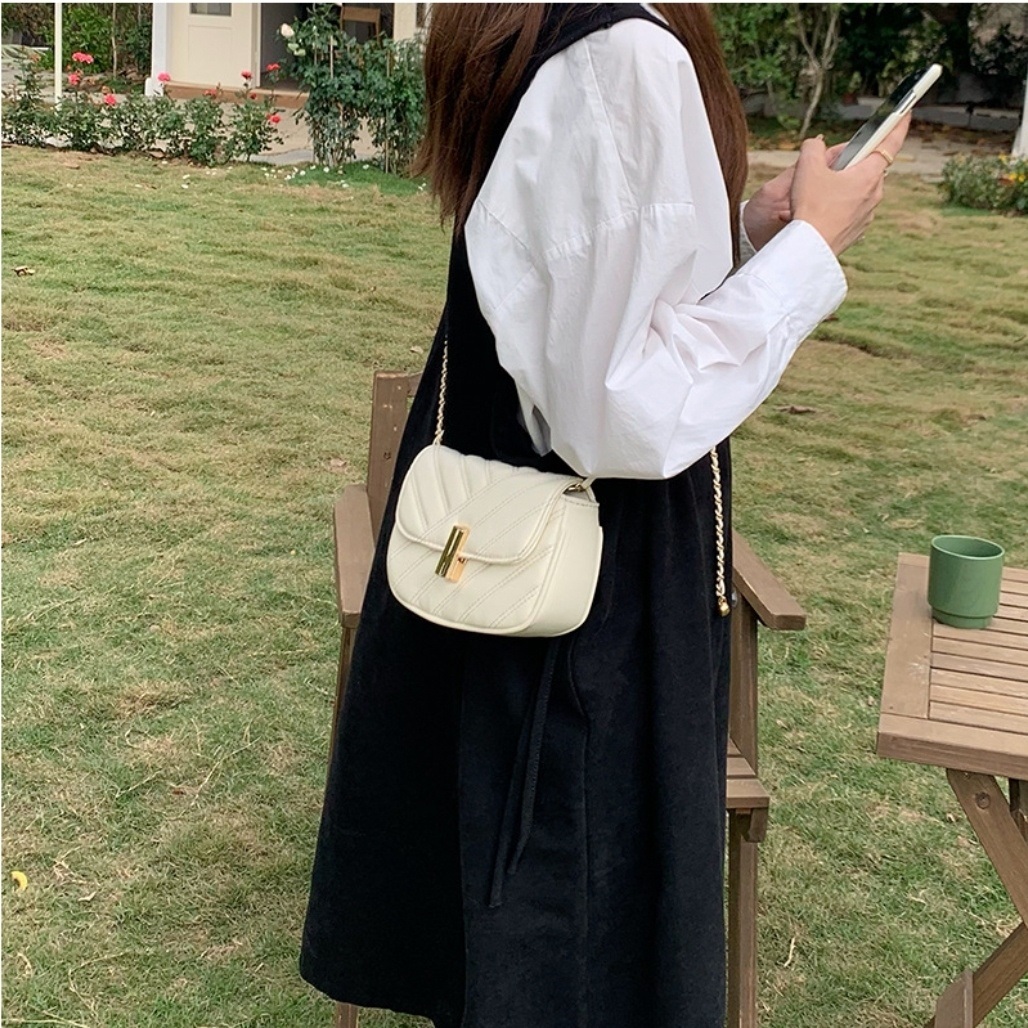 キルティングゴールドバーチェーンバッグ | 詳細画像3