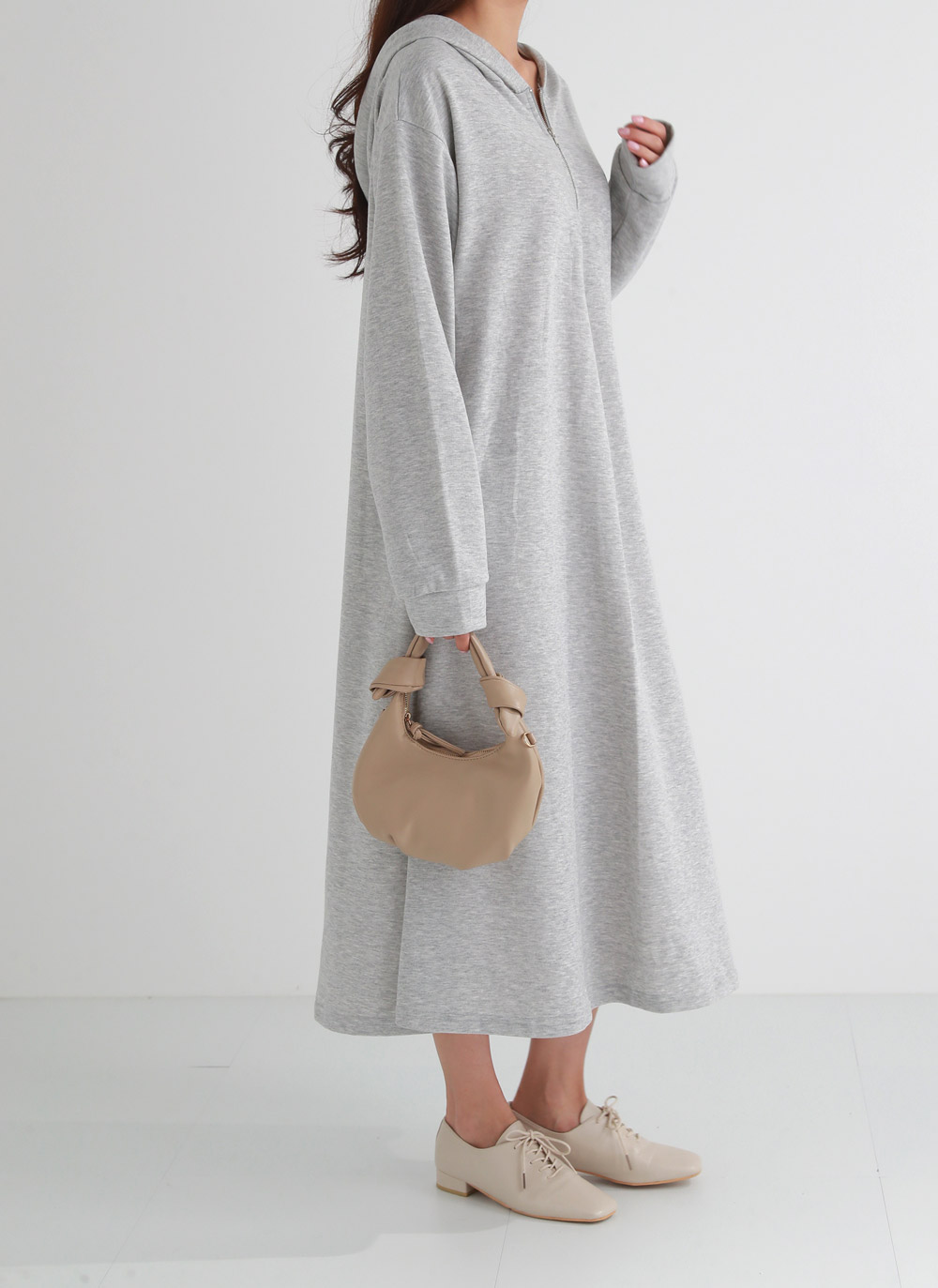 レタリングフードワンピース | 詳細画像3