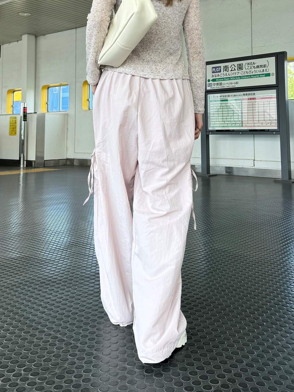 リボンポケットナイロンワイドパンツ | 詳細画像8
