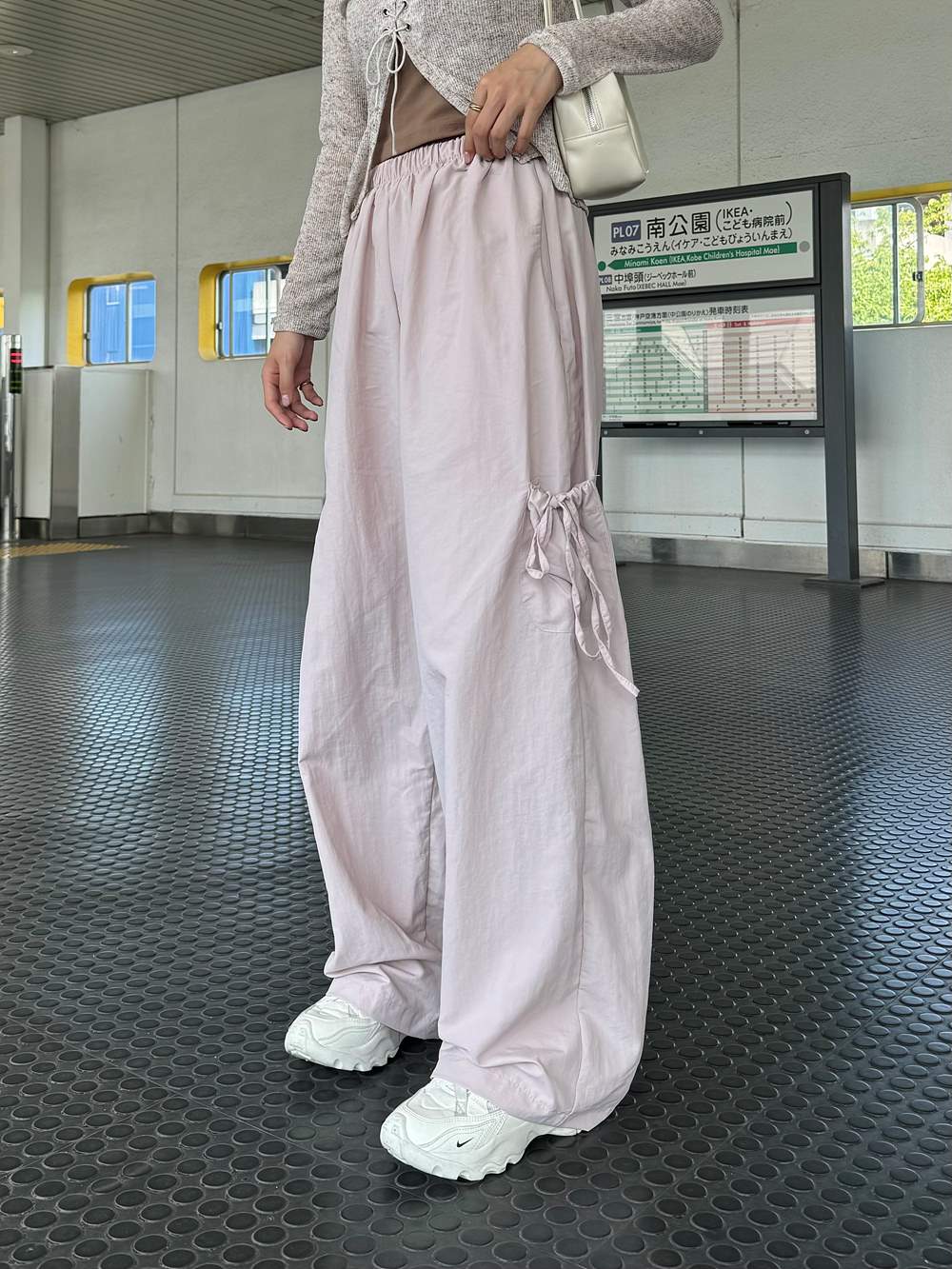 リボンポケットナイロンワイドパンツ | 詳細画像13