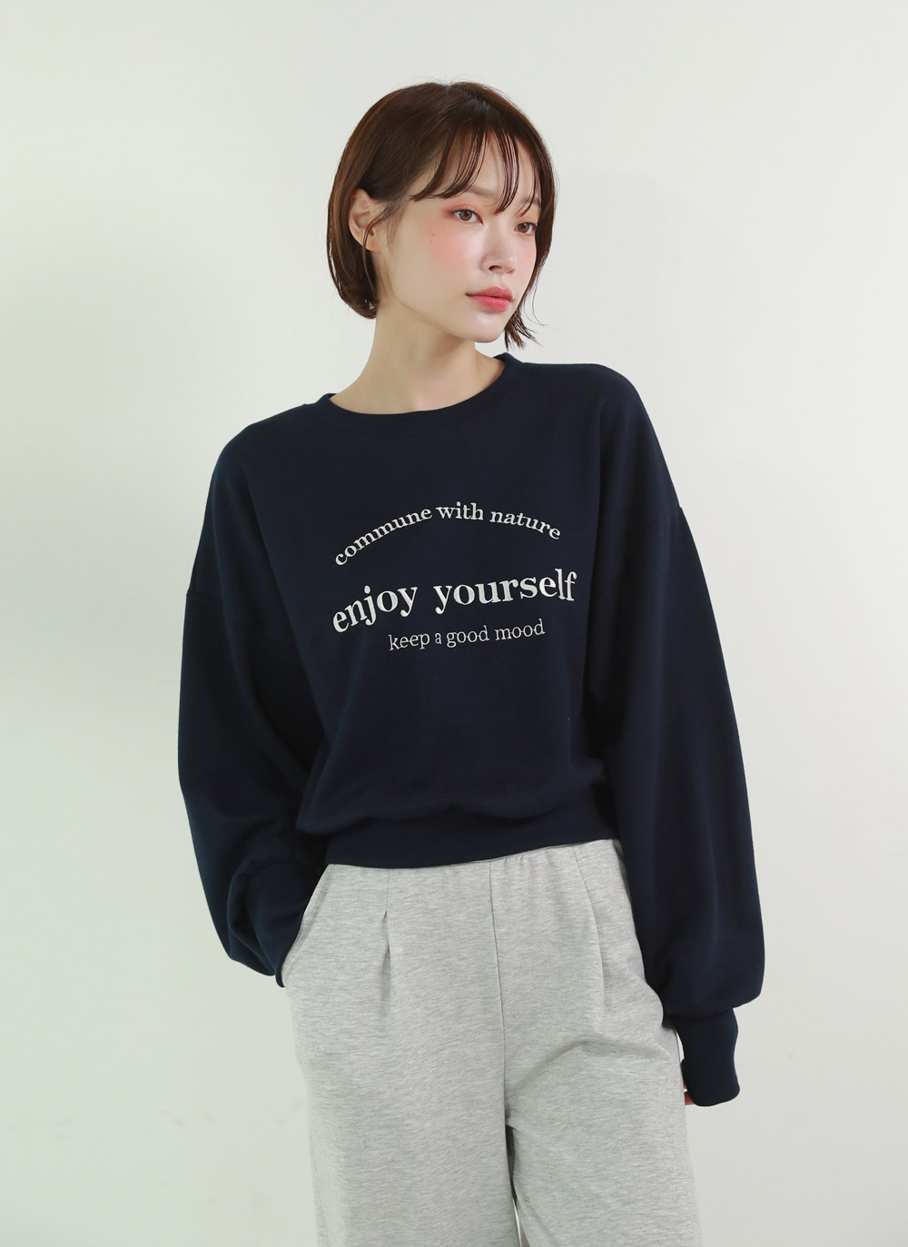 enjoy配色レタリングスウェット | 詳細画像3
