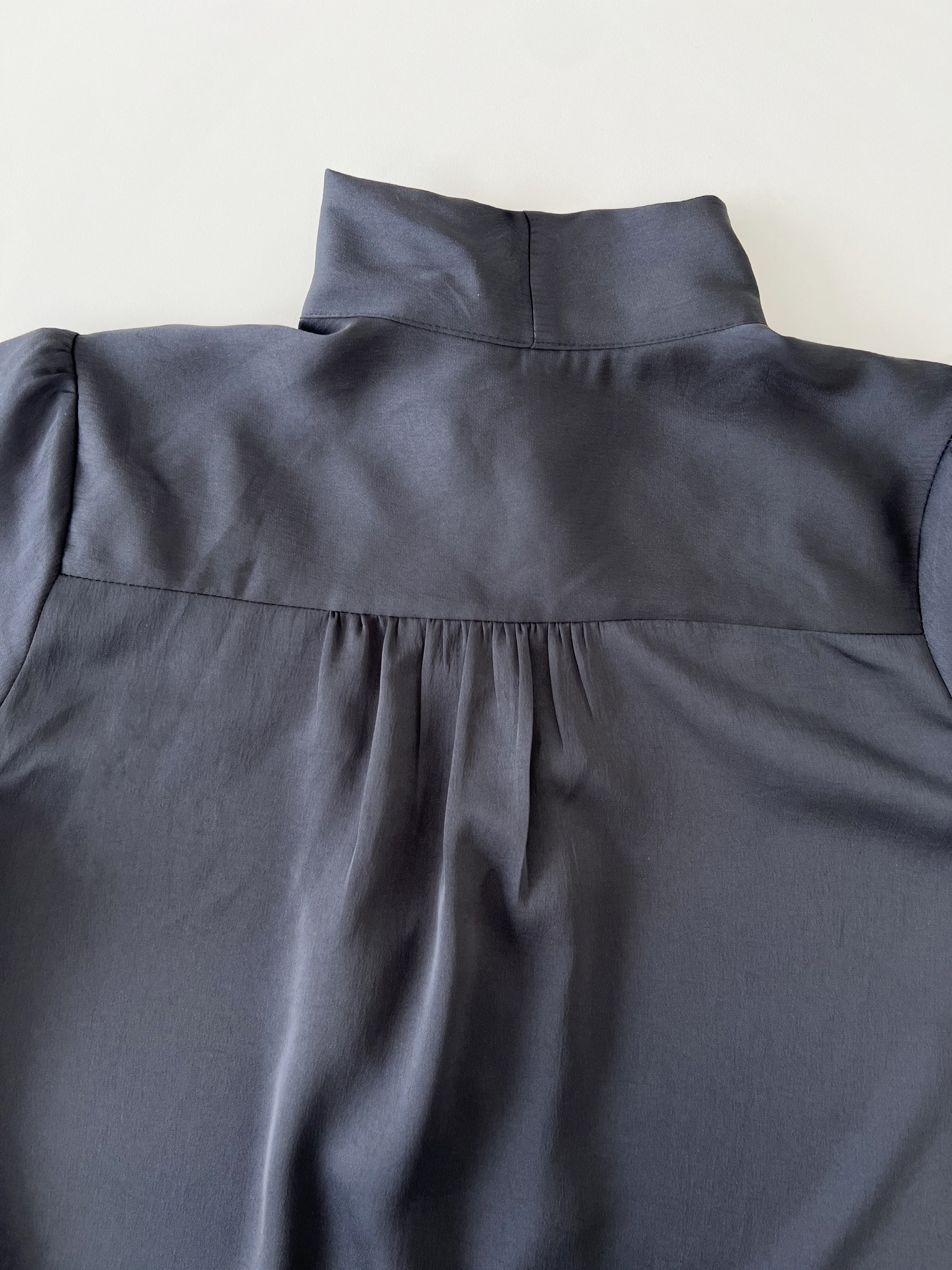 ギャザーVネックリボンタイブラウス | 詳細画像14