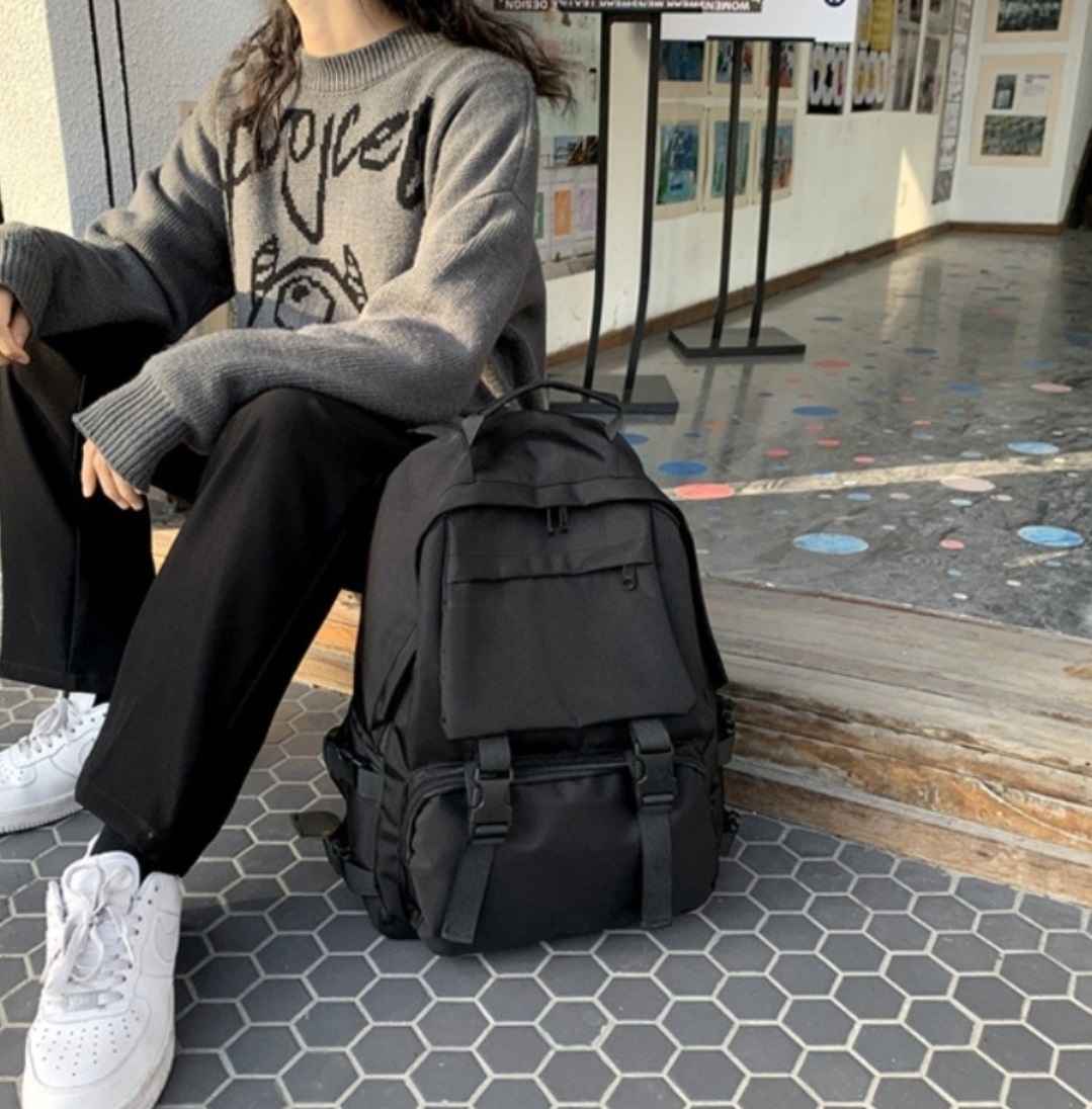 ベルトポケットブラックバックパック | 詳細画像2