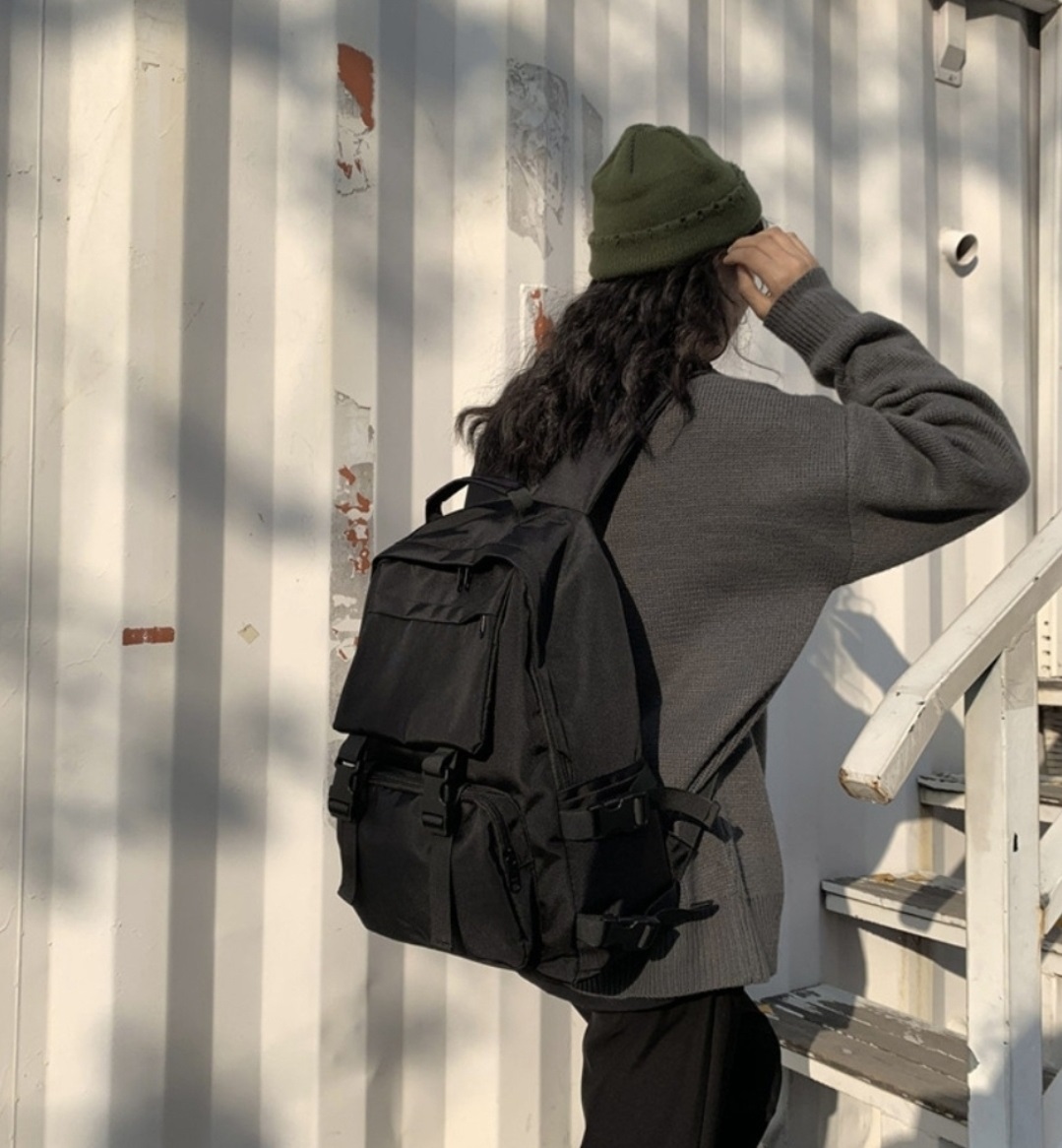 ベルトポケットブラックバックパック | 詳細画像9