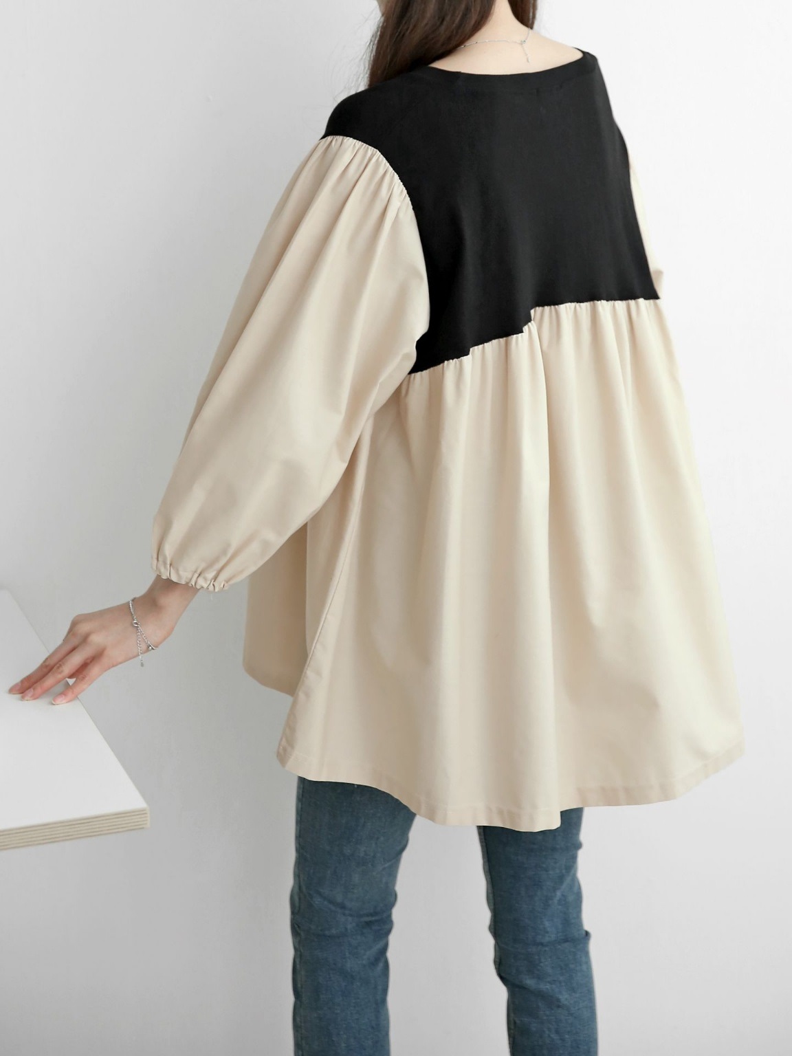 配色ドッキングフレアパフブラウス | 詳細画像10