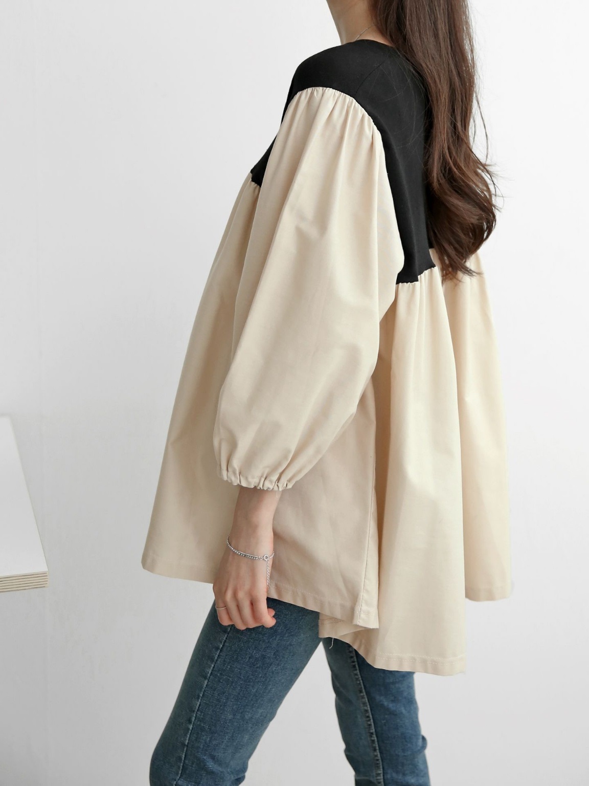 配色ドッキングフレアパフブラウス | 詳細画像15