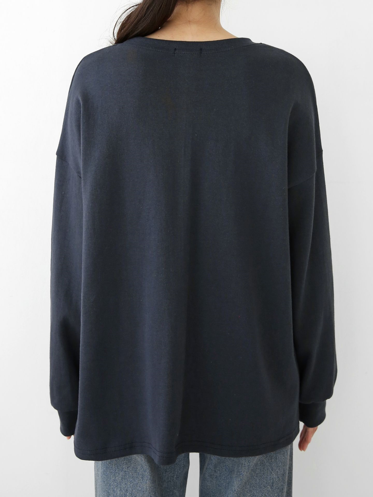 ラウンドネックオーバーサイズ長袖ハーフレタリングTシャツ | 詳細画像2