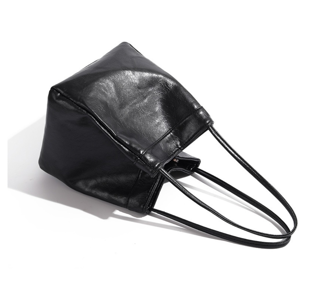 レザー調キューブトートバッグ | 詳細画像4