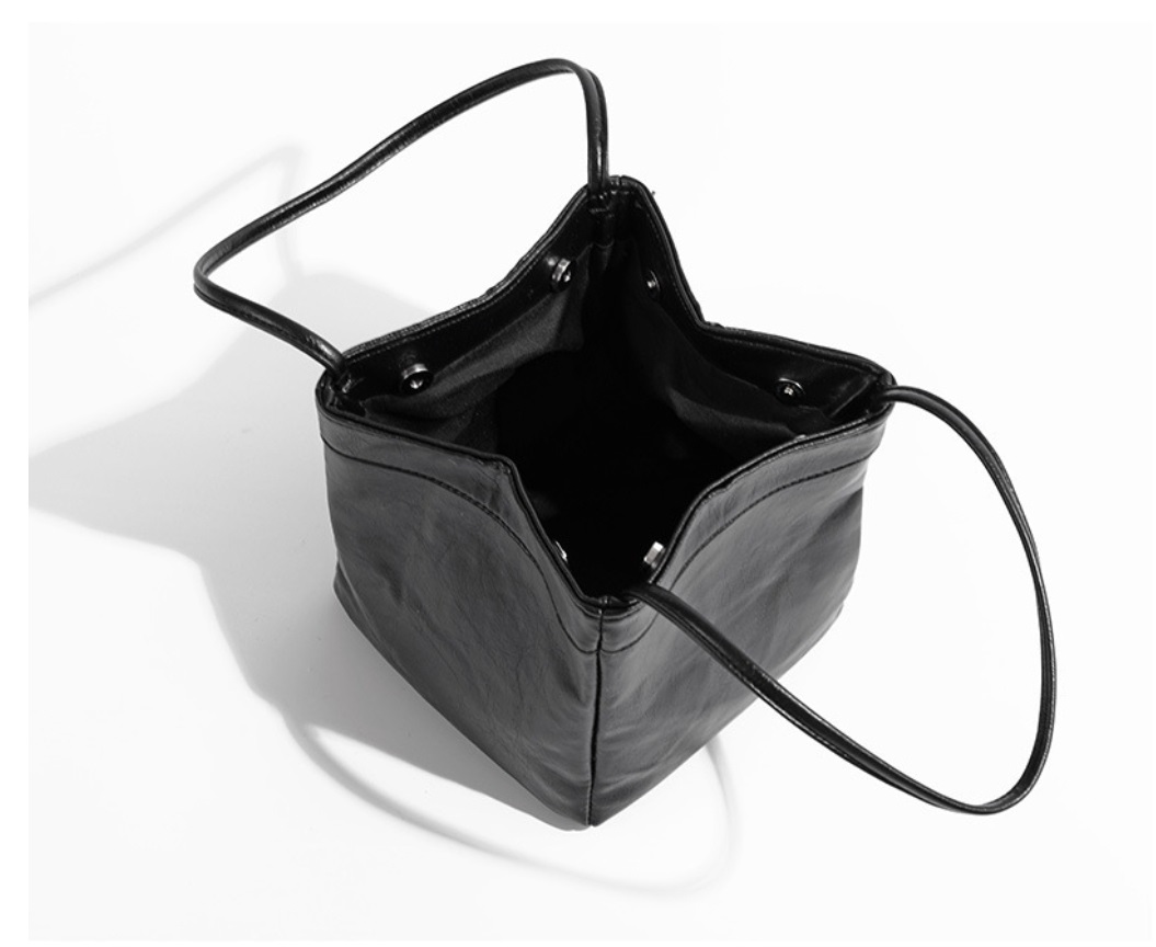 レザー調キューブトートバッグ | 詳細画像5