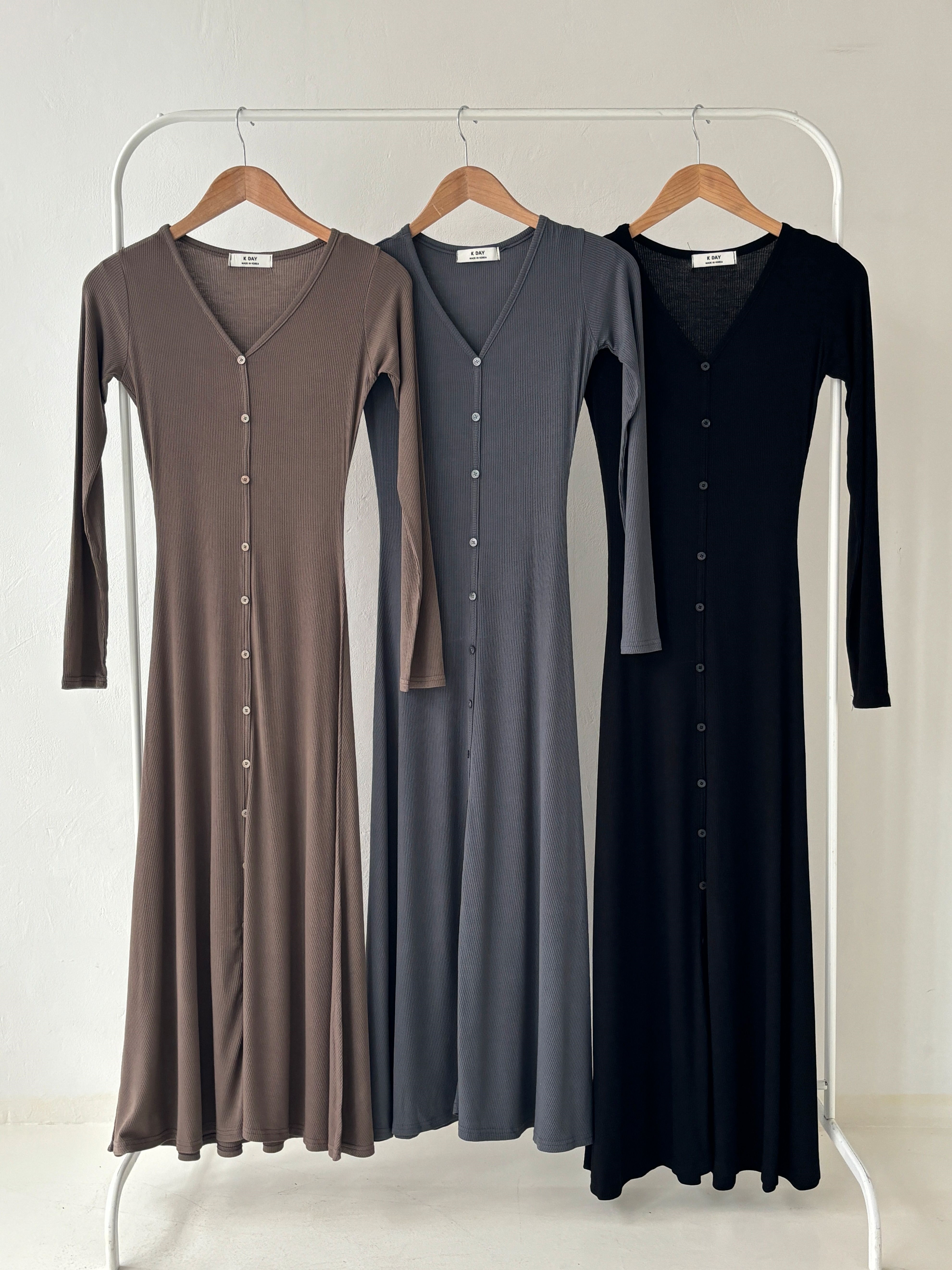 VネックボタンリブAラインワンピース | 詳細画像3