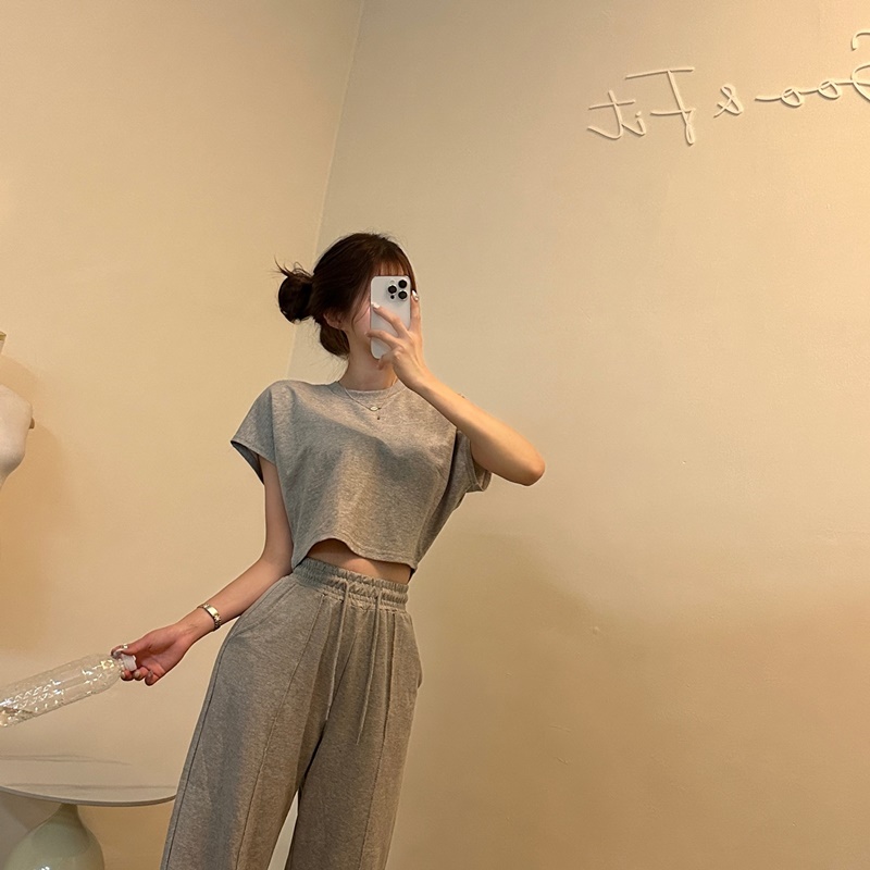 クロップド半袖Tシャツ&ラインフレアパンツSET | レディース クロップド半袖Tシャツ&ラインフレアパンツSET | レディース