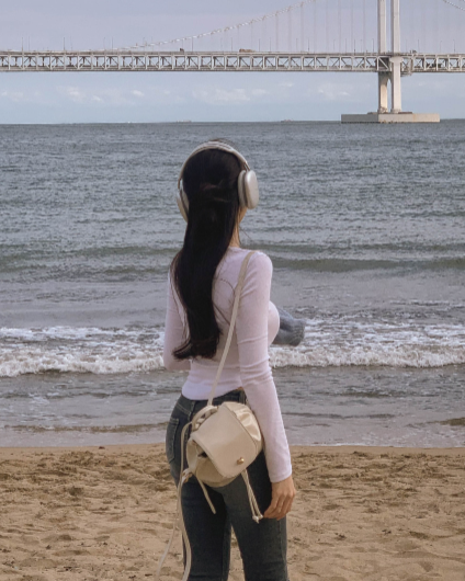 UネックラウンドヘムクロップドTシャツ | 詳細画像6